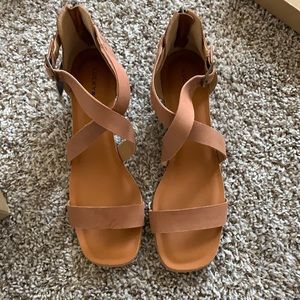 Lucky brand wedges